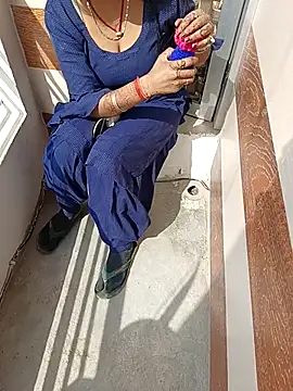 Snapshot of Best-Couple chatting on March 2025 08:49:02 AM Best-Couple online show from March 2025 08:49:02 AM