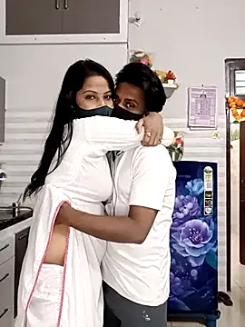 Snapshot of Best-Couple chatting on March 2025 09:46:02 AM Best-Couple online show from March 2025 09:46:02 AM