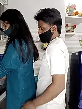 Snapshot of Best-Couple chatting on March 2025 05:46:02 AM Best-Couple online show from March 2025 05:46:02 AM