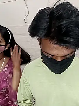 Snapshot of Best-Couple chatting on March 2025 11:21:01 AM Best-Couple online show from March 2025 11:21:01 AM