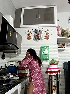 Snapshot of Best-Couple chatting on September 2025 04:01:02 AM Best-Couple online show from September 2025 04:01:02 AM