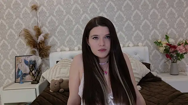 Nellie Medina online show from February 2025 01:46:02 AM