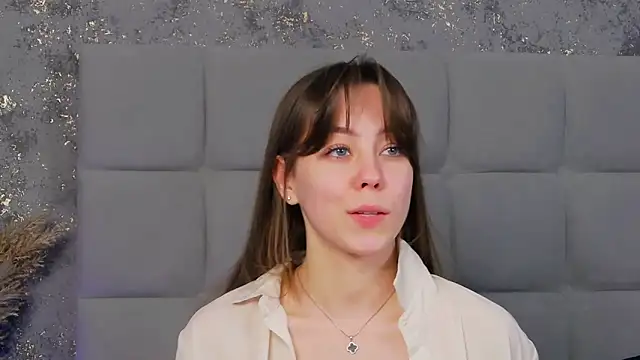 TheEmma online show from January 2025 01:15:01 PM