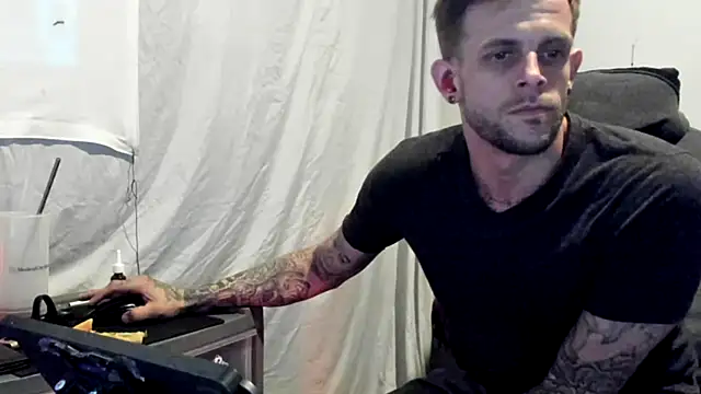 JamesMichael88 online show from March 2025 09:53:02 PM