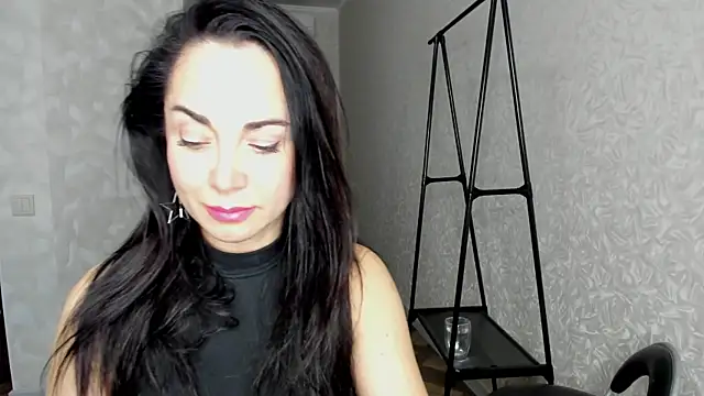 Snapshot of Monica_Weiss chatting on March 2025 08:49:01 PM Monica Weiss online show from March 2025 08:49:01 PM