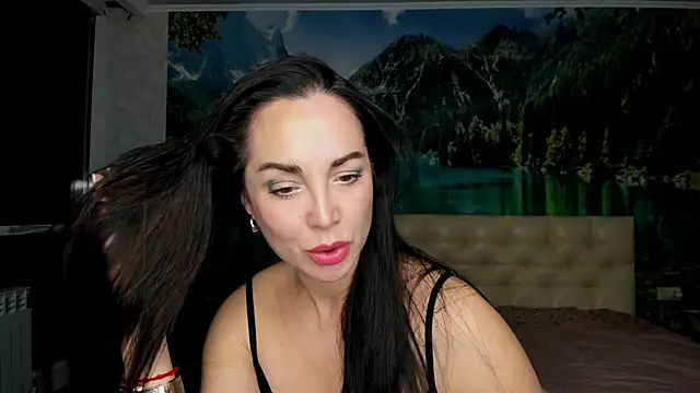 Snapshot of Monica_Weiss chatting on March 2025 07:17:01 PM Monica Weiss online show from March 2025 07:17:01 PM