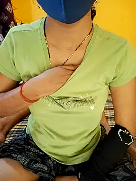 lovelygirl4567 online show from February 2025 04:25:01 AM