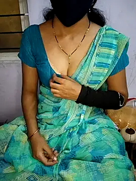 lovelygirl4567 online show from February 2025 02:23:01 PM