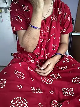 lovelygirl4567 online show from February 2026 05:33:02 AM