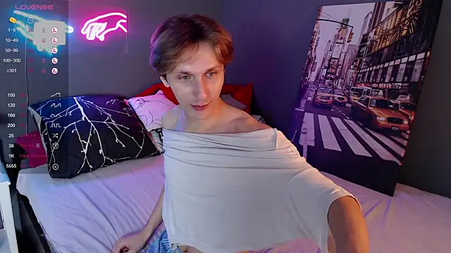 Snapshot of Adrian_Di chatting on January 2025 09:48:01 AM Adrian Di online show from January 2025 09:48:01 AM