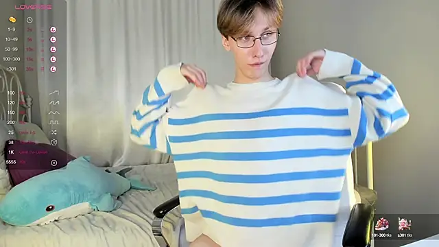 Snapshot of Adrian_Di chatting on February 2025 07:18:02 PM Adrian Di online show from February 2025 07:18:02 PM