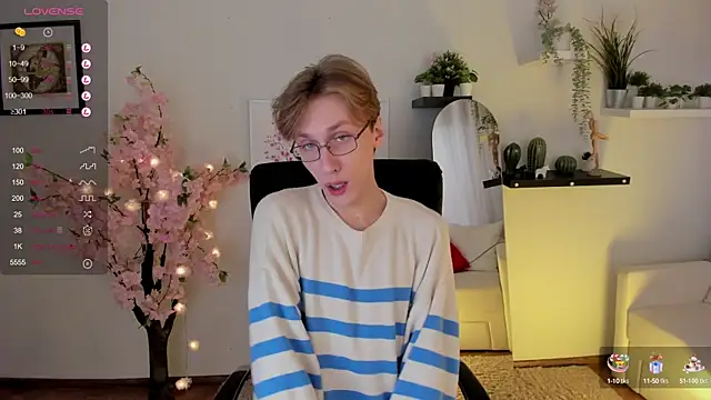 Snapshot of Adrian_Di chatting on February 2025 11:25:02 AM Adrian Di online show from February 2025 11:25:02 AM