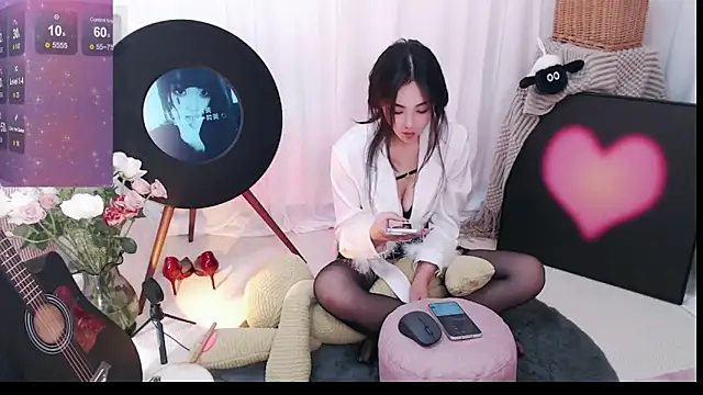 Snapshot of xiaotiantian-76 chatting on September 2025 01:48:02 PM xiaotiantian-76 online show from September 2025 01:48:02 PM