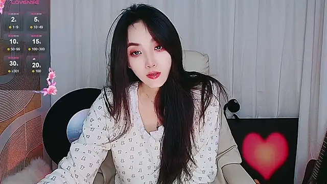 Snapshot of xiaotiantian-76 chatting on October 2025 02:59:02 AM xiaotiantian-76 online show from October 2025 02:59:02 AM