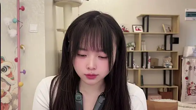 Chenjing0 online show from December 2025 04:19:01 AM