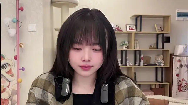 Chenjing0 online show from December 2025 04:08:02 AM