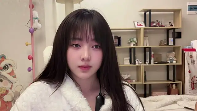 Chenjing0 online show from February 2026 12:31:01 PM