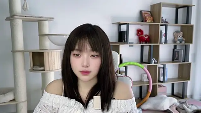 Chenjing0 online show from April 2026 05:07:01 AM