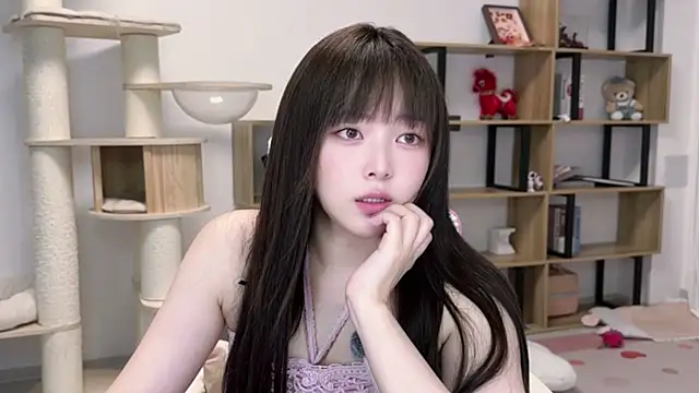 Snapshot of Chenjing0 chatting on May 2026 12:33:01 PM Chenjing0 online show from May 2026 12:33:01 PM