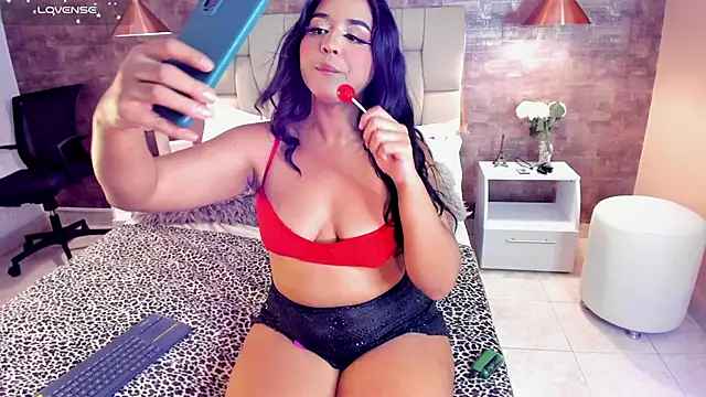 Snapshot of Scarlet_lace chatting on January 2025 07:49:02 PM Scarlet lace online show from January 2025 07:49:02 PM
