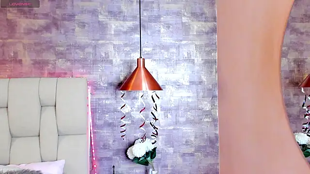 Snapshot of Scarlet_lace chatting on March 2025 07:10:01 PM Scarlet lace online show from March 2025 07:10:01 PM