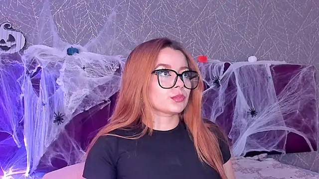 LiaCathaleya online show from October 2025 08:20:02 PM