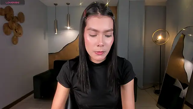 NiaSalvatore online show from February 2026 03:22:02 AM