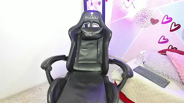 katy handerson online show from February 2025 10:53:02 PM