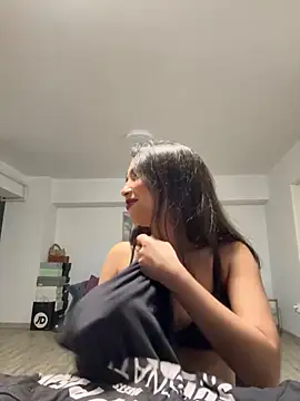 Snapshot of miaceleste chatting on October 2025 04:48:02 PM miaceleste online show from October 2025 04:48:02 PM