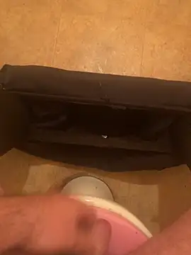 balint35 online show from October 2025 06:40:02 PM