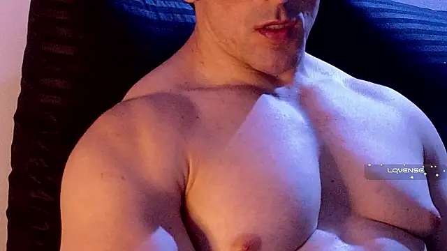 Snapshot of life_warrior chatting on February 2025 02:31:01 AM life warrior online show from February 2025 02:31:01 AM