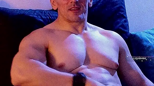 Snapshot of life_warrior chatting on March 2025 12:48:02 AM life warrior online show from March 2025 12:48:02 AM