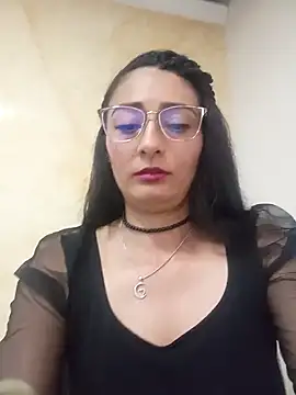 BELLA--26 online show from January 2025 05:37:02 PM