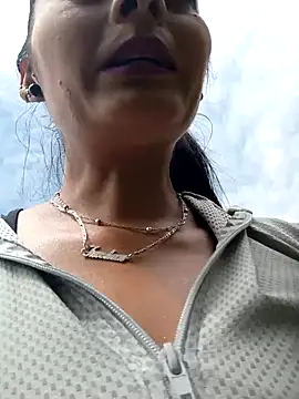 BELLA--26 online show from February 2025 03:05:01 PM