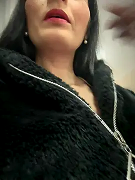 BELLA--26 online show from September 2025 02:06:02 PM