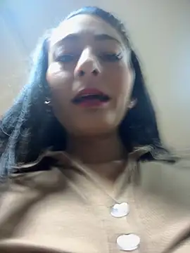 BELLA--26 online show from September 2025 02:08:01 PM