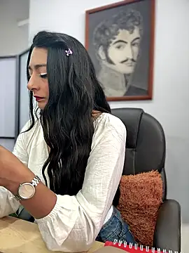 BELLA--26 online show from January 2026 02:10:01 PM