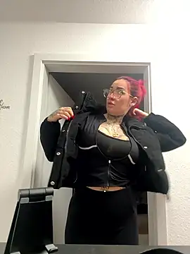 Mia-Fuchs online show from January 2026 12:51:02 PM