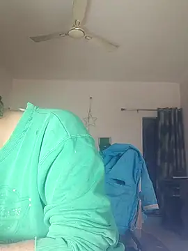 MAGNETICDADDY8 online show from January 2026 10:31:02 AM