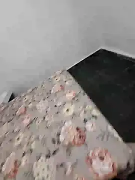 manterei2 online show from September 2025 05:03:02 PM