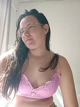 Snapshot of camillebr chatting on November 2025 12:27:02 PM camillebr online show from November 2025 12:27:02 PM