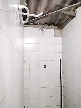 Snapshot of whoislone chatting on January 2025 10:57:02 PM whoislone online show from January 2025 10:57:02 PM