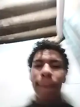 Snapshot of whoislone chatting on February 2025 04:59:02 AM whoislone online show from February 2025 04:59:02 AM