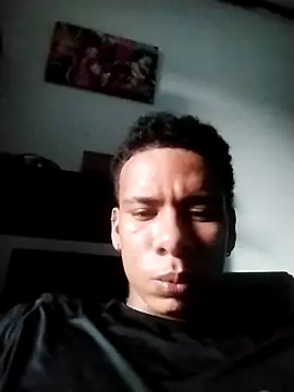 Snapshot of whoislone chatting on September 2025 10:35:02 PM whoislone online show from September 2025 10:35:02 PM