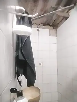 Snapshot of whoislone chatting on February 2026 09:30:01 PM whoislone online show from February 2026 09:30:01 PM