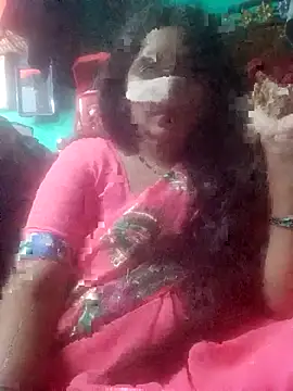 YourHotRandi online show from March 2026 05:39:01 PM