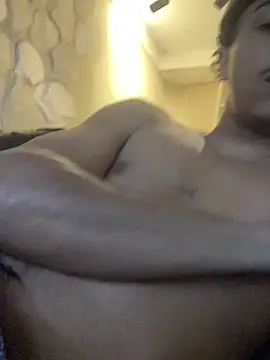 Snapshot of DobyingSulfur chatting on October 2025 02:02:01 PM DobyingSulfur online show from October 2025 02:02:01 PM