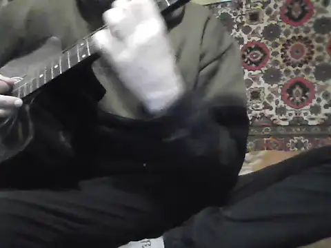 Snapshot of AlferezzSolvajo chatting on October 2025 08:24:02 AM AlferezzSolvajo online show from October 2025 08:24:02 AM