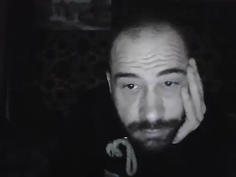 Snapshot of AlferezzSolvajo chatting on November 2025 09:09:01 AM AlferezzSolvajo online show from November 2025 09:09:01 AM