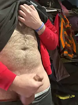 Snapshot of coreyl9718 chatting on February 2025 07:38:01 PM coreyl9718 online show from February 2025 07:38:01 PM